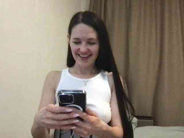 MilaBi-192569 webcam