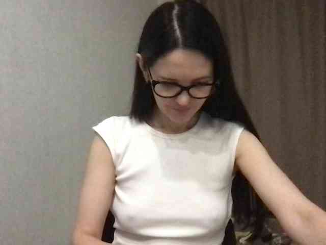 MilaBi-192569 webcam