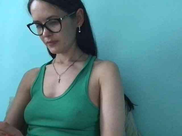 MilaBi-192569 webcam