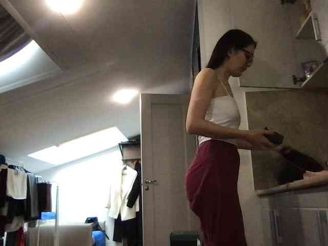 MilaBi-192569 webcam