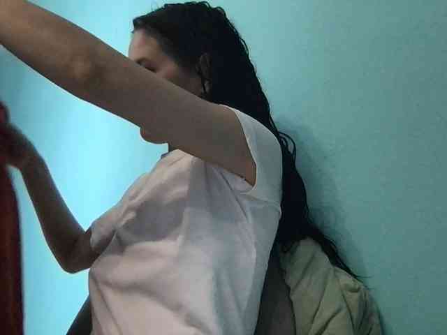 MilaBi-192569 webcam