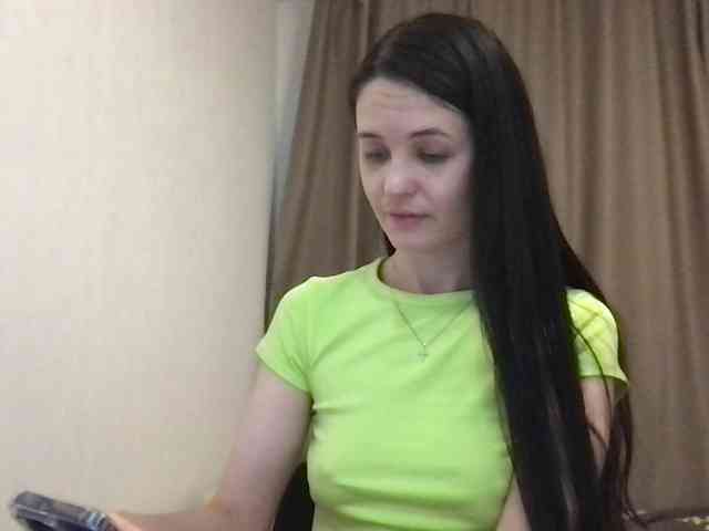 MilaBi-192569 webcam