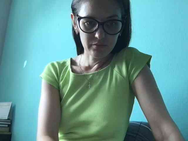MilaBi-192569 webcam