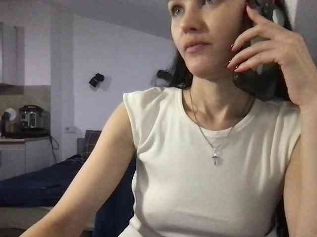 MilaBi-192569 webcam