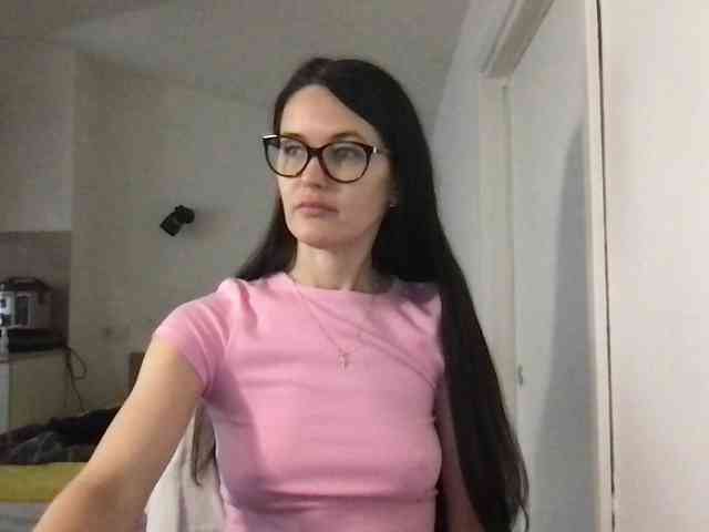 MilaBi-192569 webcam