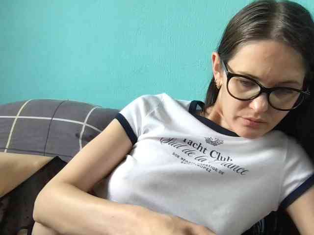 MilaBi-192569 webcam