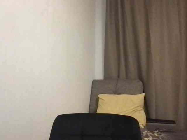 MilaBi-192569 webcam