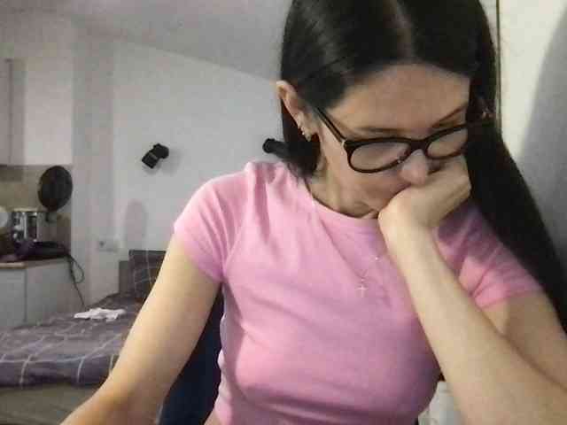 MilaBi-192569 webcam