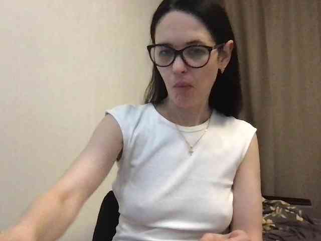 MilaBi-192569 webcam