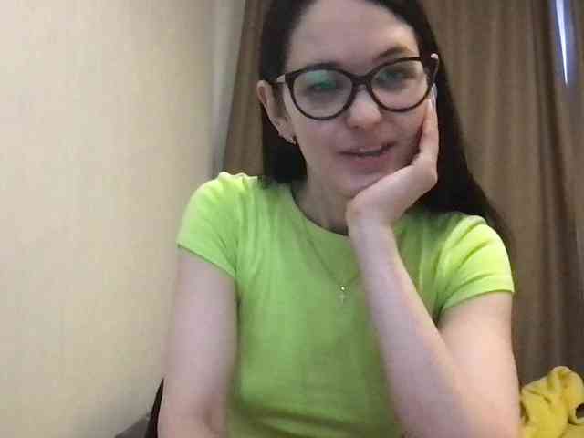 MilaBi-192569 webcam