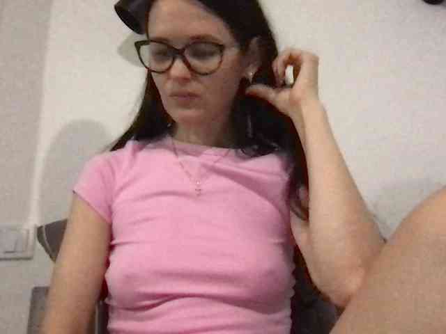 MilaBi-192569 webcam