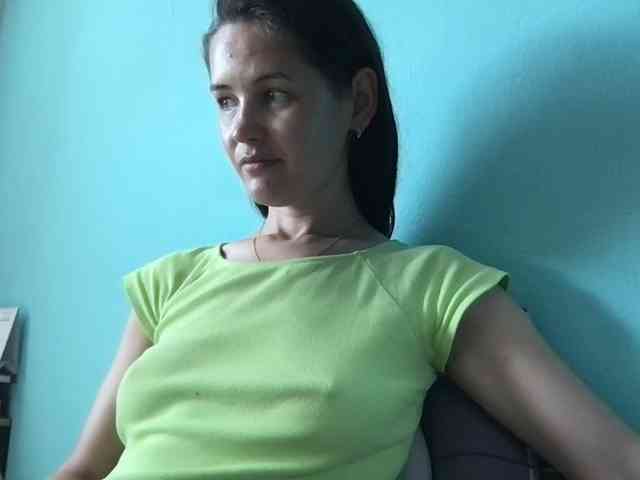 MilaBi-192569 webcam