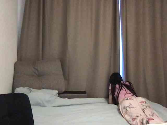 MilaBi-192569 webcam