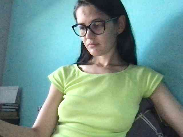 MilaBi-192569 webcam
