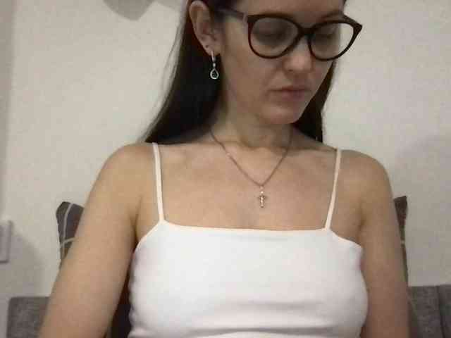 MilaBi-192569 webcam