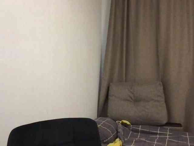 MilaBi-192569 webcam