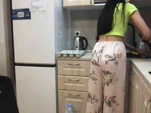 MilaBi-192569 webcam