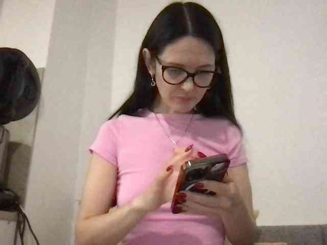 MilaBi-192569 webcam