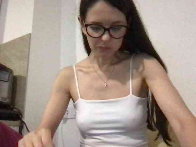 MilaBi-192569 webcam