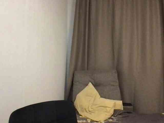 MilaBi-192569 webcam