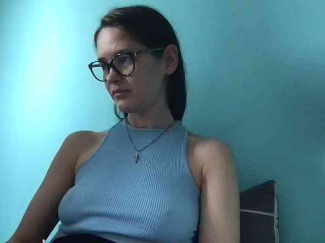 MilaBi-192569 webcam