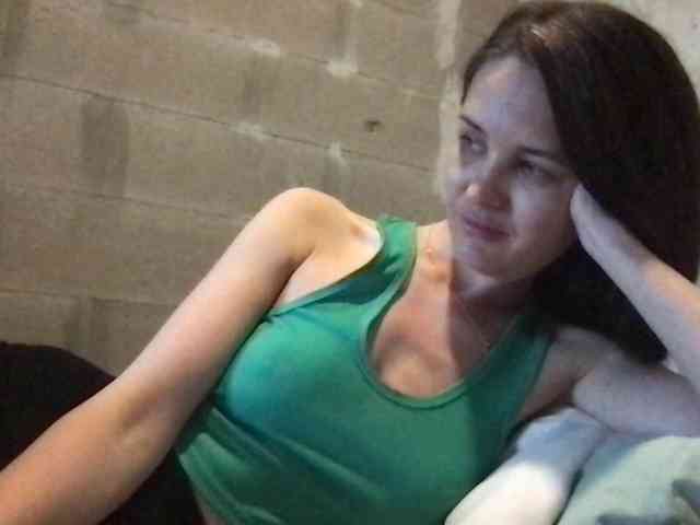 MilaBi-192569 webcam