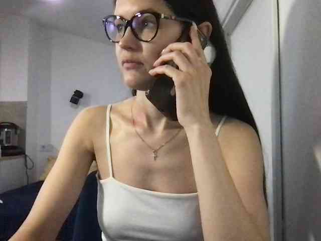 MilaBi-192569 webcam