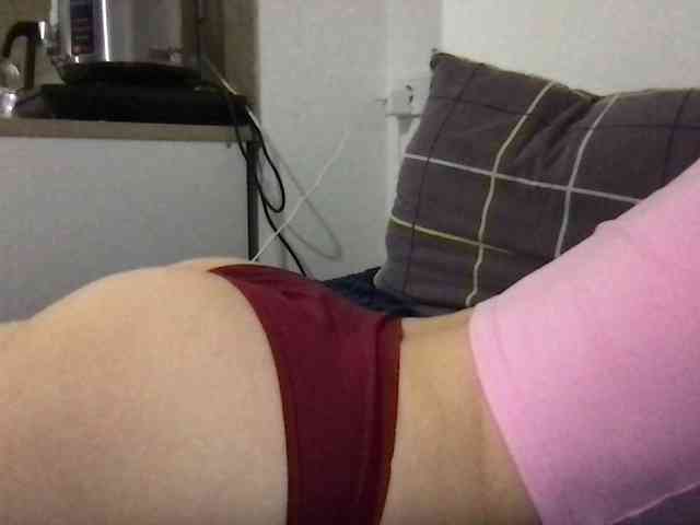 MilaBi-192569 webcam
