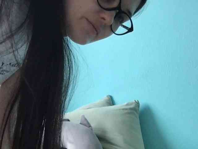 MilaBi-192569 webcam
