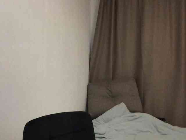 MilaBi-192569 webcam