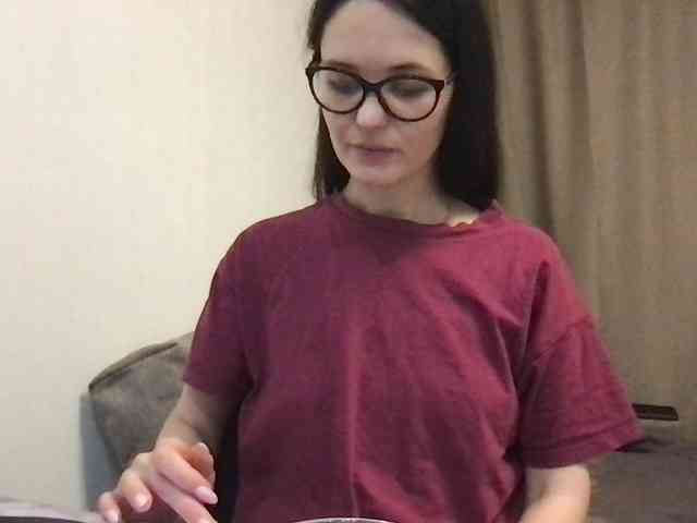 MilaBi-192569 webcam