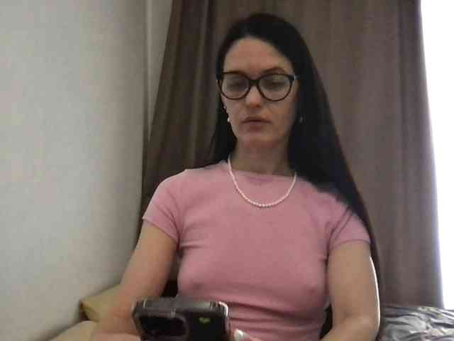 MilaBi-192569 webcam