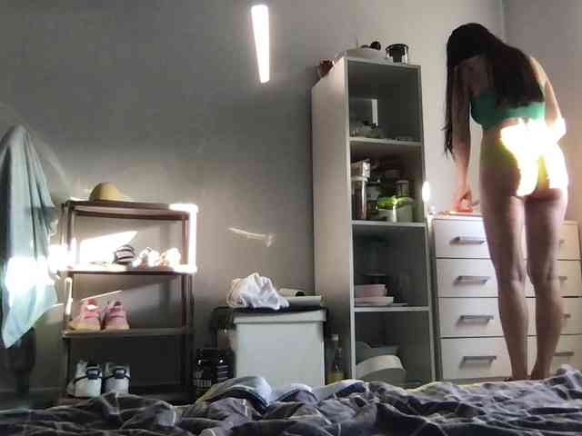 MilaBi-192569 webcam