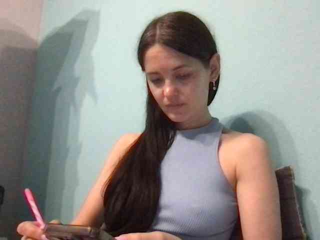 MilaBi-192569 webcam