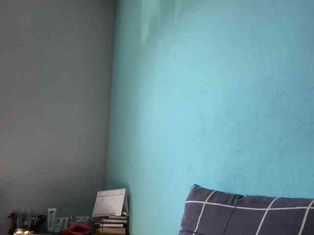 MilaBi-192569 webcam