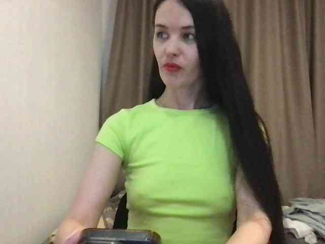 MilaBi-192569 webcam