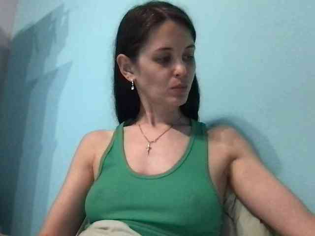 MilaBi-192569 webcam