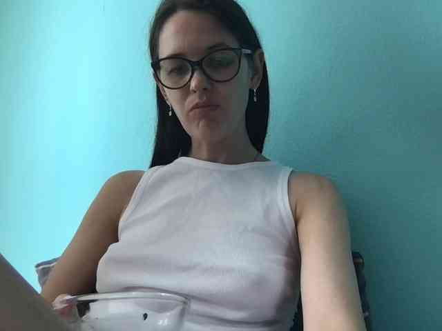 MilaBi-192569 webcam