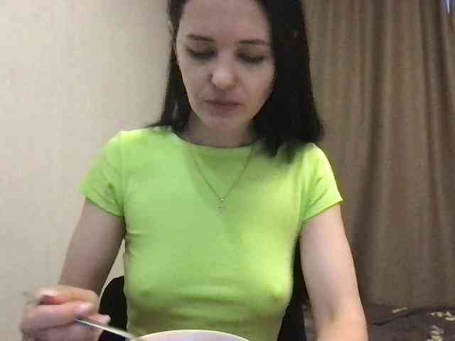 MilaBi-192569 webcam