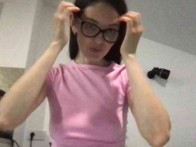 MilaBi-192569 webcam