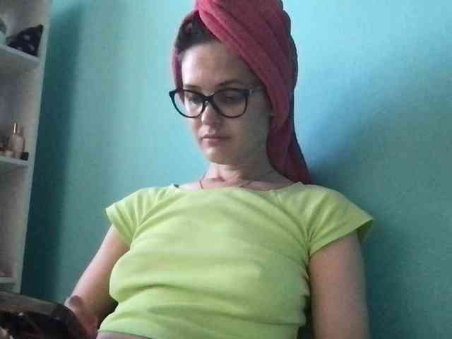 MilaBi-192569 webcam