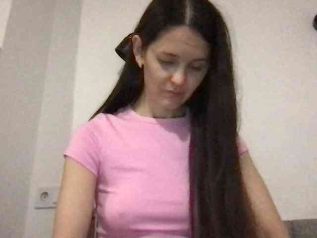 MilaBi-192569 webcam