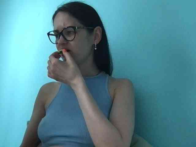 MilaBi-192569 webcam