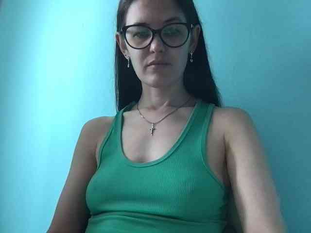 MilaBi-192569 webcam
