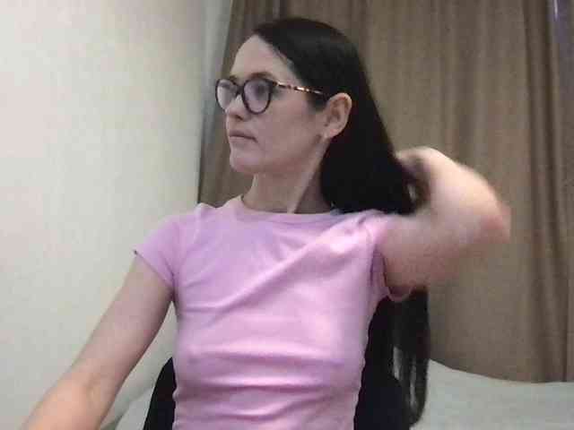 MilaBi-192569 webcam