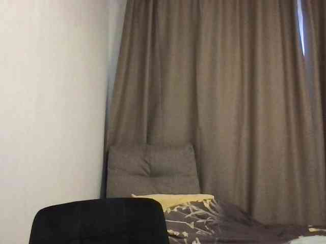 MilaBi-192569 webcam