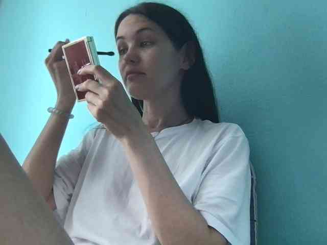MilaBi-192569 webcam