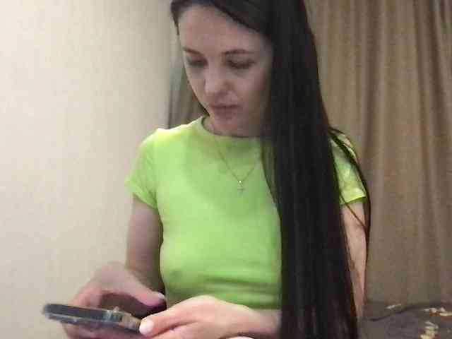 MilaBi-192569 webcam