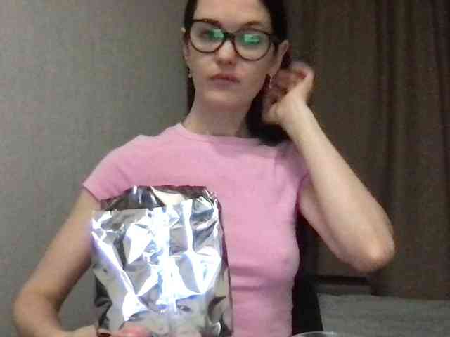 MilaBi-192569 webcam