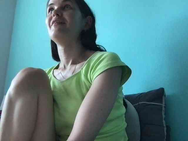 MilaBi-192569 webcam